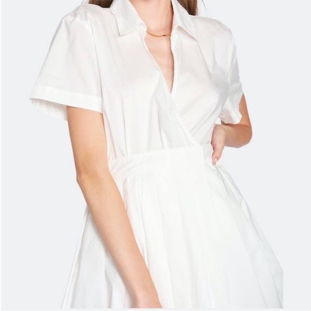 En Saison White Pleated Romper